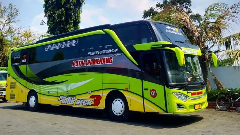 Bus Pariwisata Putra Pamenang Trans: Layanan Sewa Bus Wisata dari Kediri untuk Perjalanan Nyaman