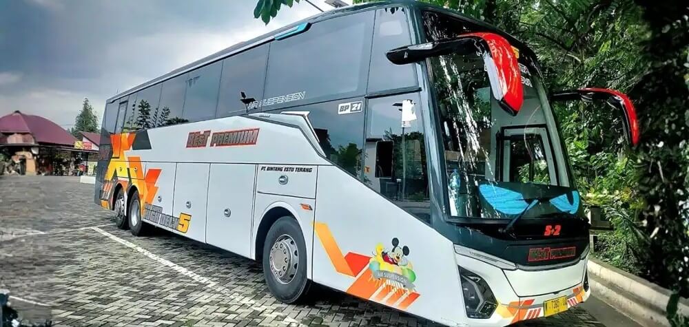 Bus pariwisata BEsT Premium