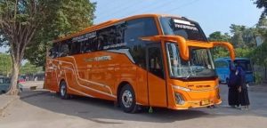 Bus pariwisata Milano Trans