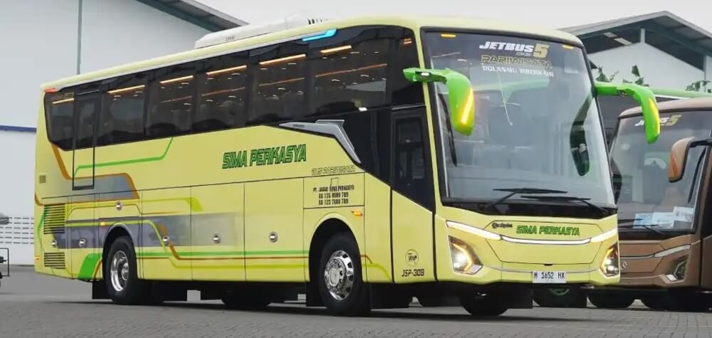 Bus pariwisata Sima Perkasya