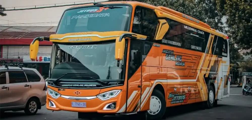 bus-pariwisata-Anugerah Gemilang Indonesia