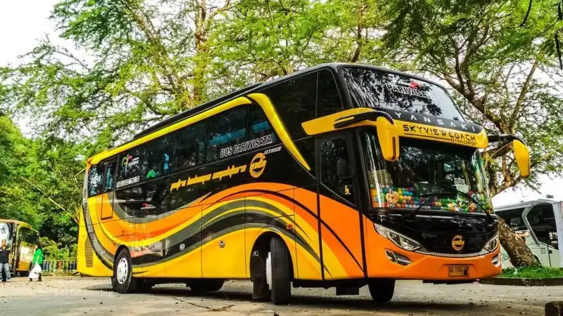 bus-pariwisata-Putra Bahagia