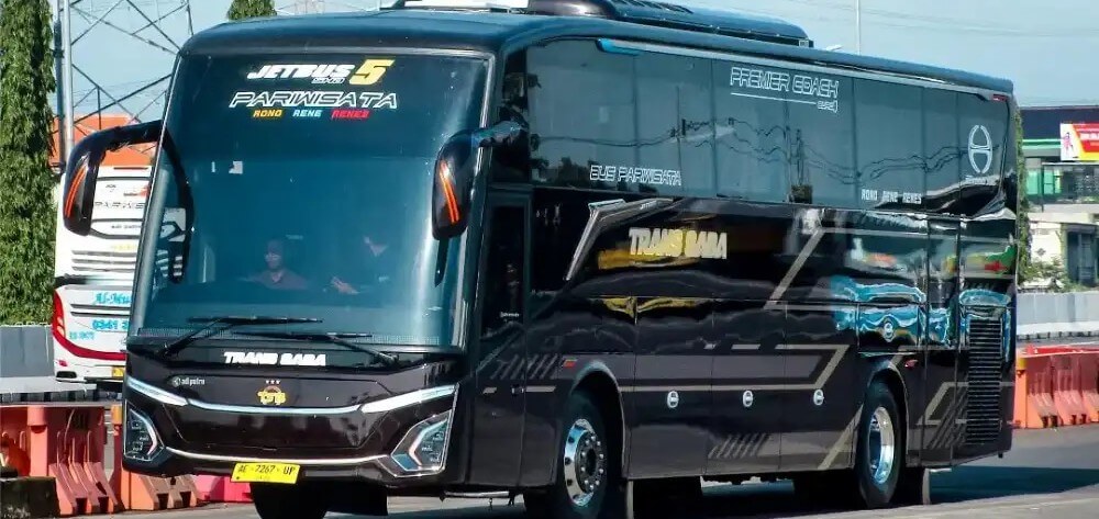 bus-pariwisata-Trans Saba