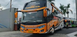 bus-pariwisata-Wijaya Putra