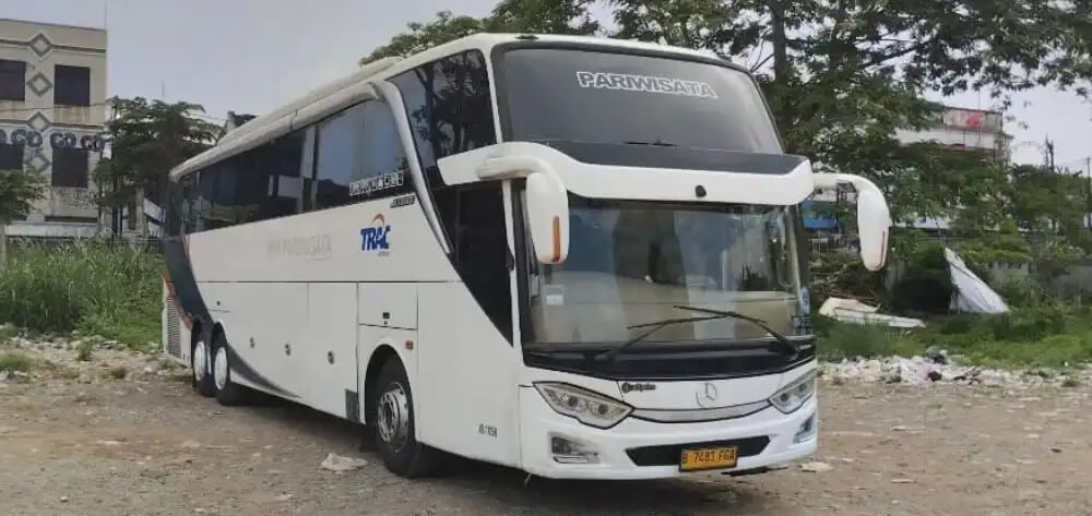 bus-pariwisata-trac